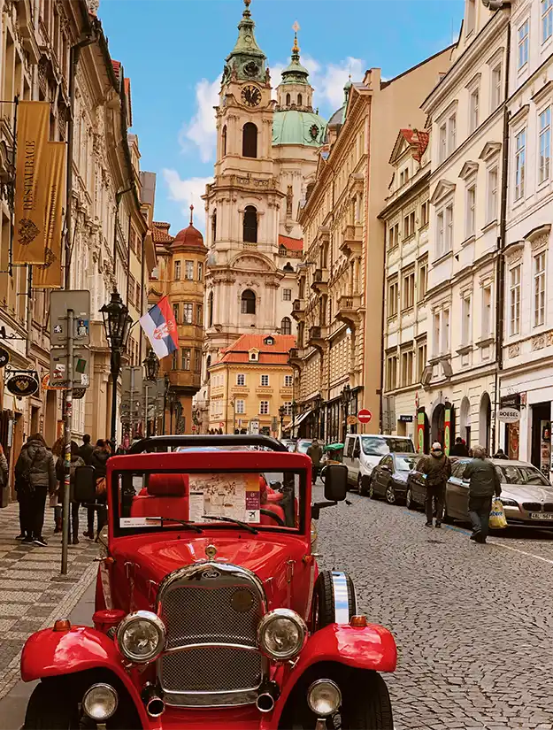 Bonde tradicional em Praga